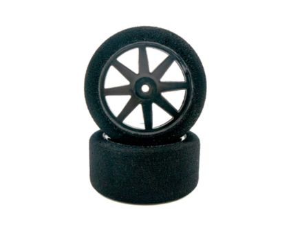 HRC Moosgummi Reifen 1/10 montiert auf schwarz Felgen 26mm 37 Shore